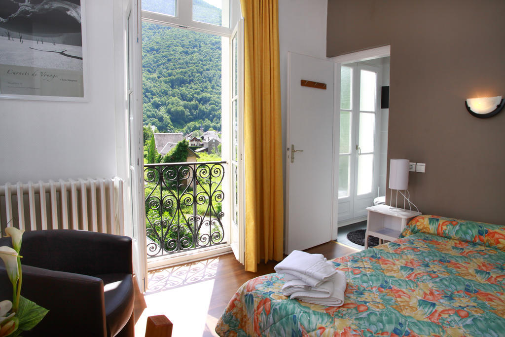 Hotel Aquitaine Bagnères-de-Luchon Εξωτερικό φωτογραφία